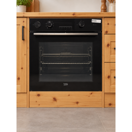 Four BEKO BBISA17302BMPC